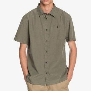 Quicksilver Taxer Short Sleeve Shirt (NWT)